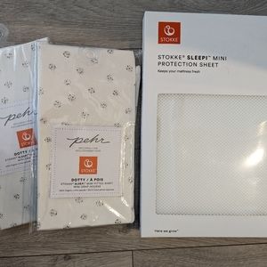 Stokke Sleepi Mini Crib fitted sheets (2) & mattress protector.
